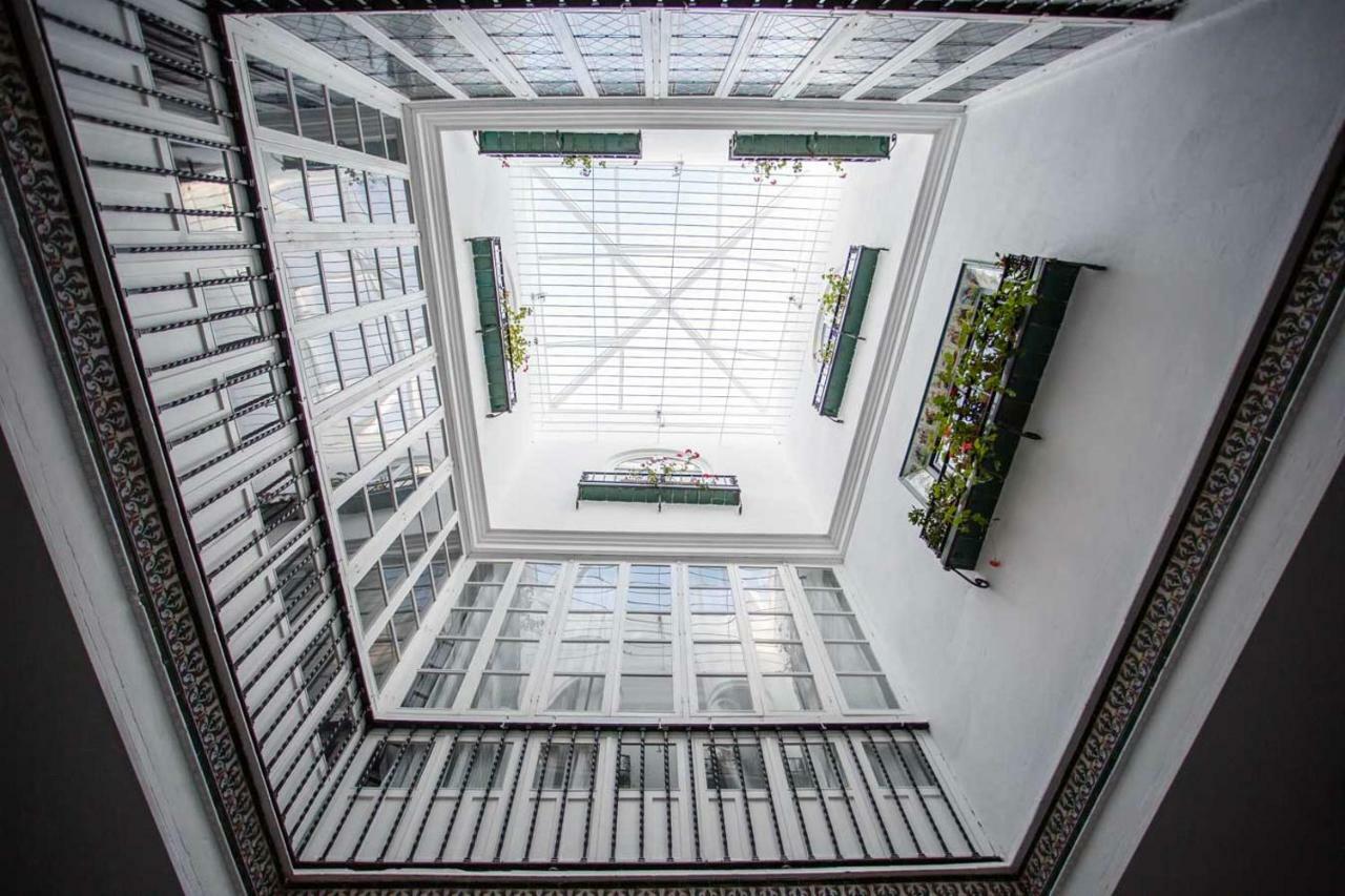 Suites Machado Sevilla Buitenkant foto