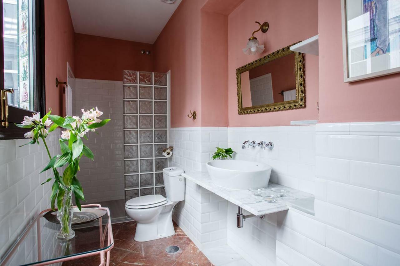 Suites Machado Sevilla Buitenkant foto