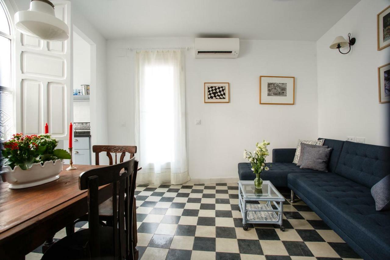 Suites Machado Sevilla Buitenkant foto