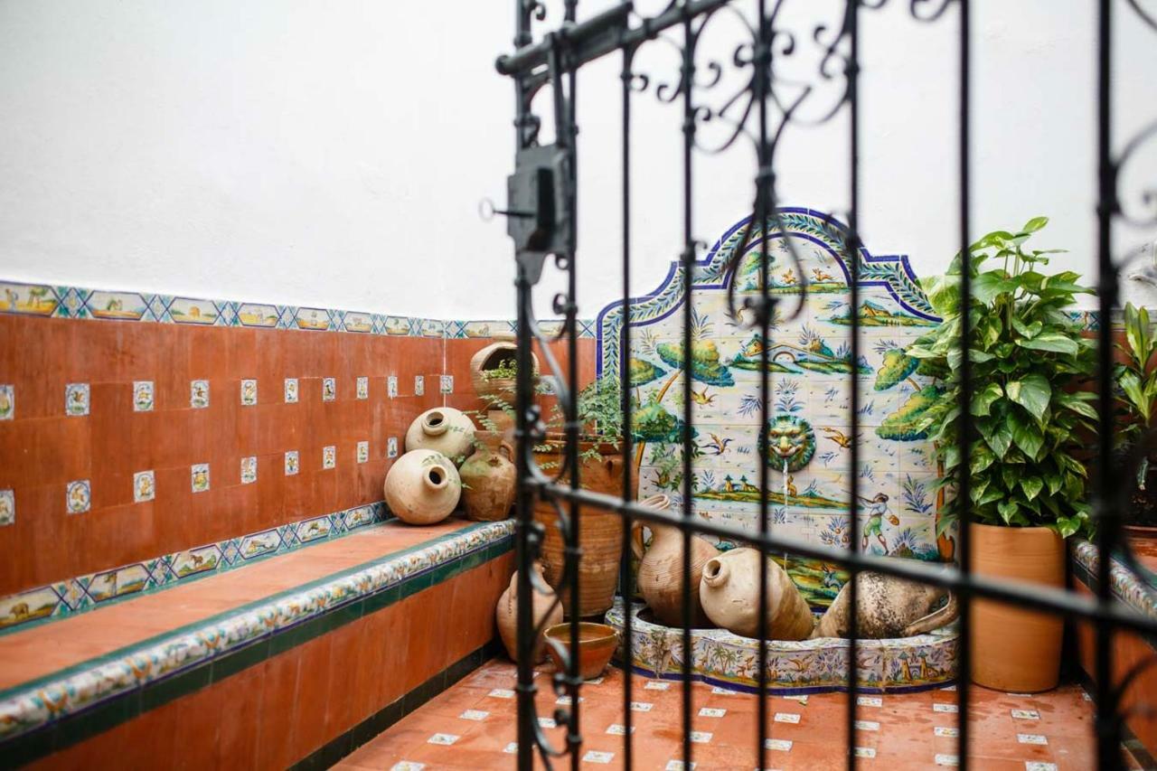 Suites Machado Sevilla Buitenkant foto