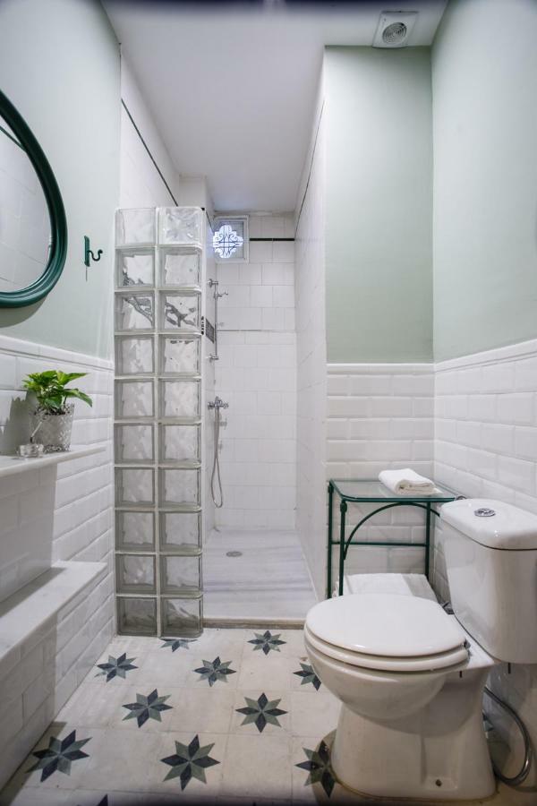 Suites Machado Sevilla Buitenkant foto