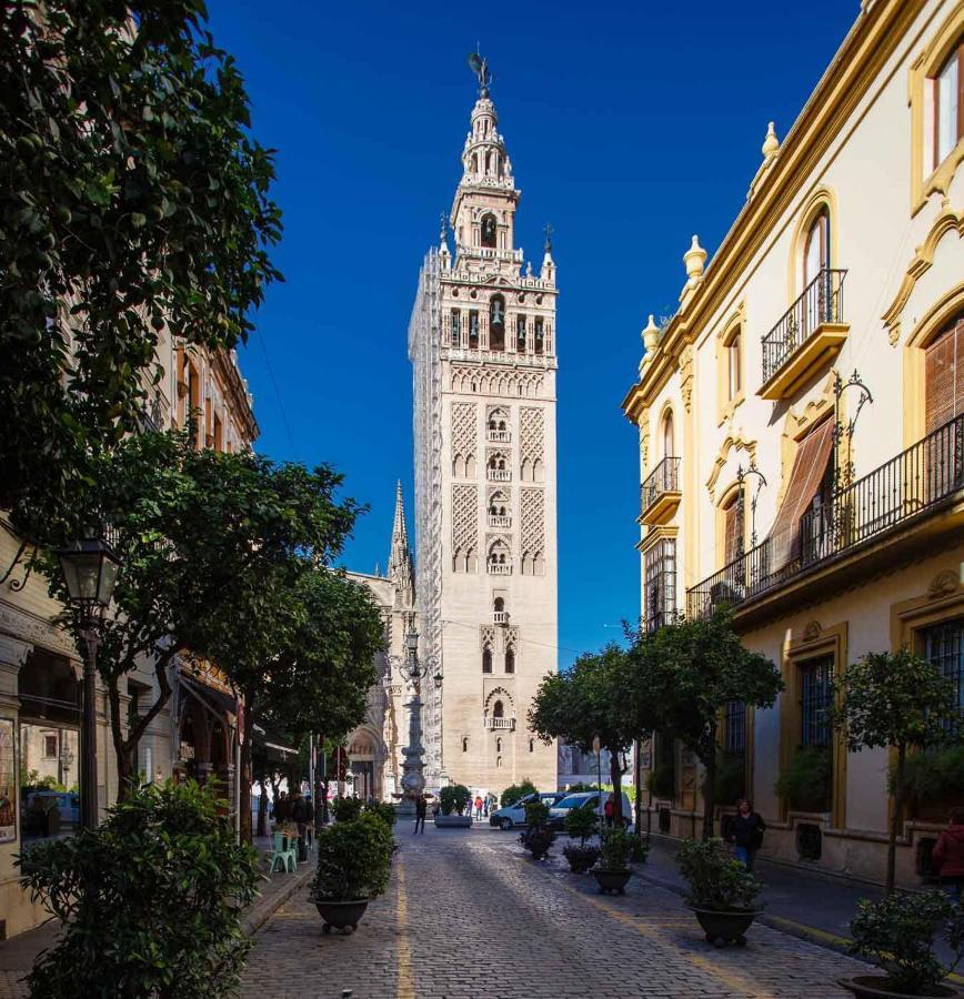 Suites Machado Sevilla Buitenkant foto